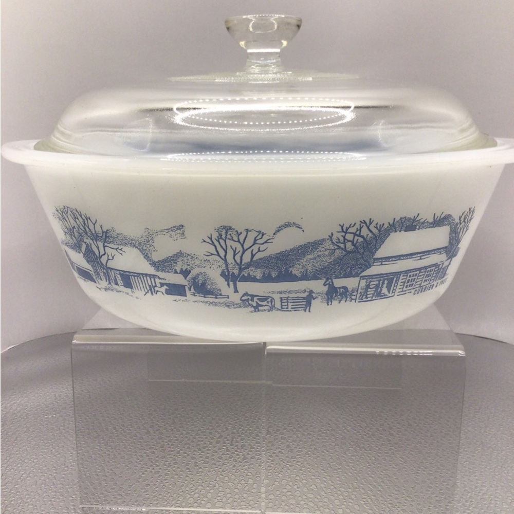 Royal Currier & Ives Glassbake Vintage 2 QT. With Lid, MADE IN USA, EUC